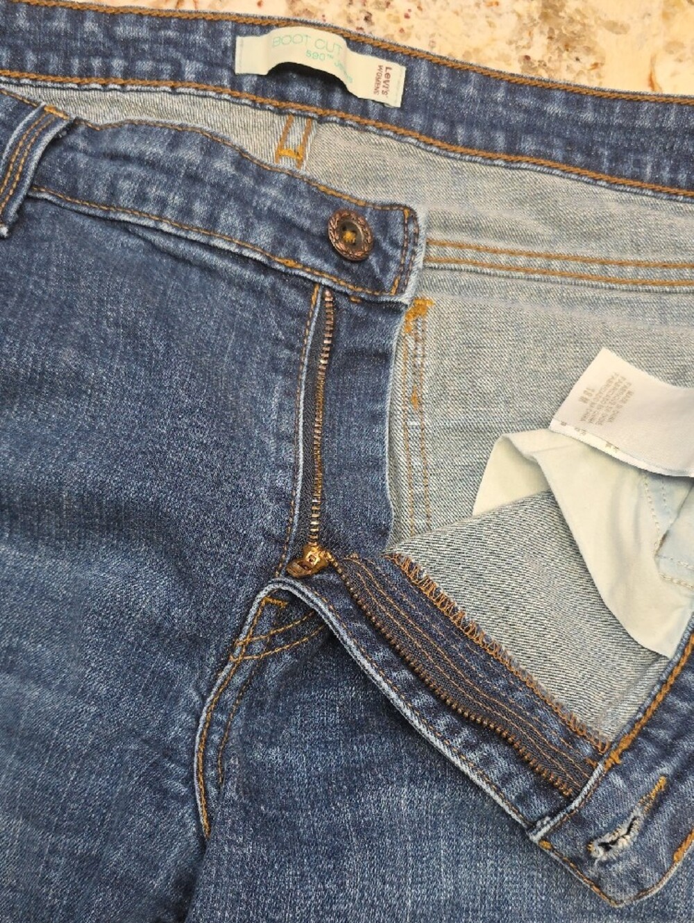 Vintage Levi's Y2K 590 Bootcut In Medium Wash Denim with Gold Stitching - Picture 10 of 14